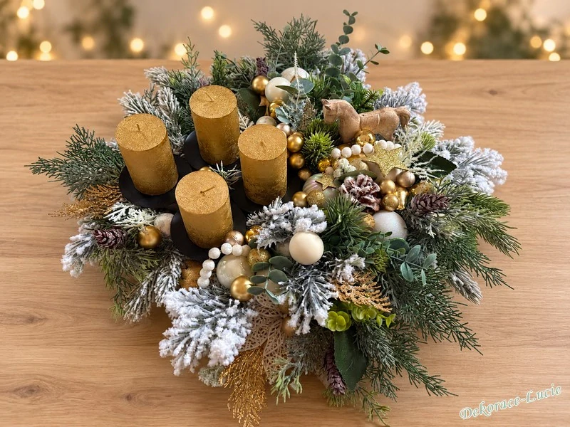 Adventní svícen zlatý