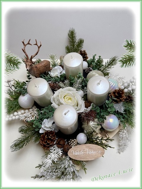 Adventní svícen čtvercový "Bílá zimní elegance"