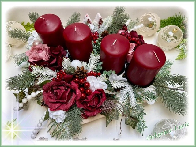 Adventní svícen čtvercový "Rubínová vánoční magie"