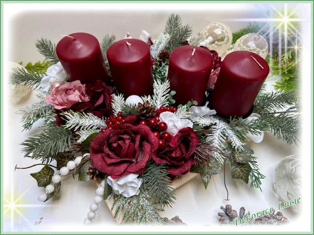 Adventní svícen čtvercový "Rubínová vánoční magie"
