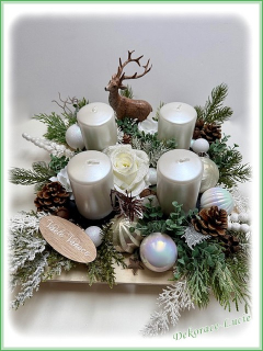 Adventní svícen čtvercový "Bílá zimní elegance"